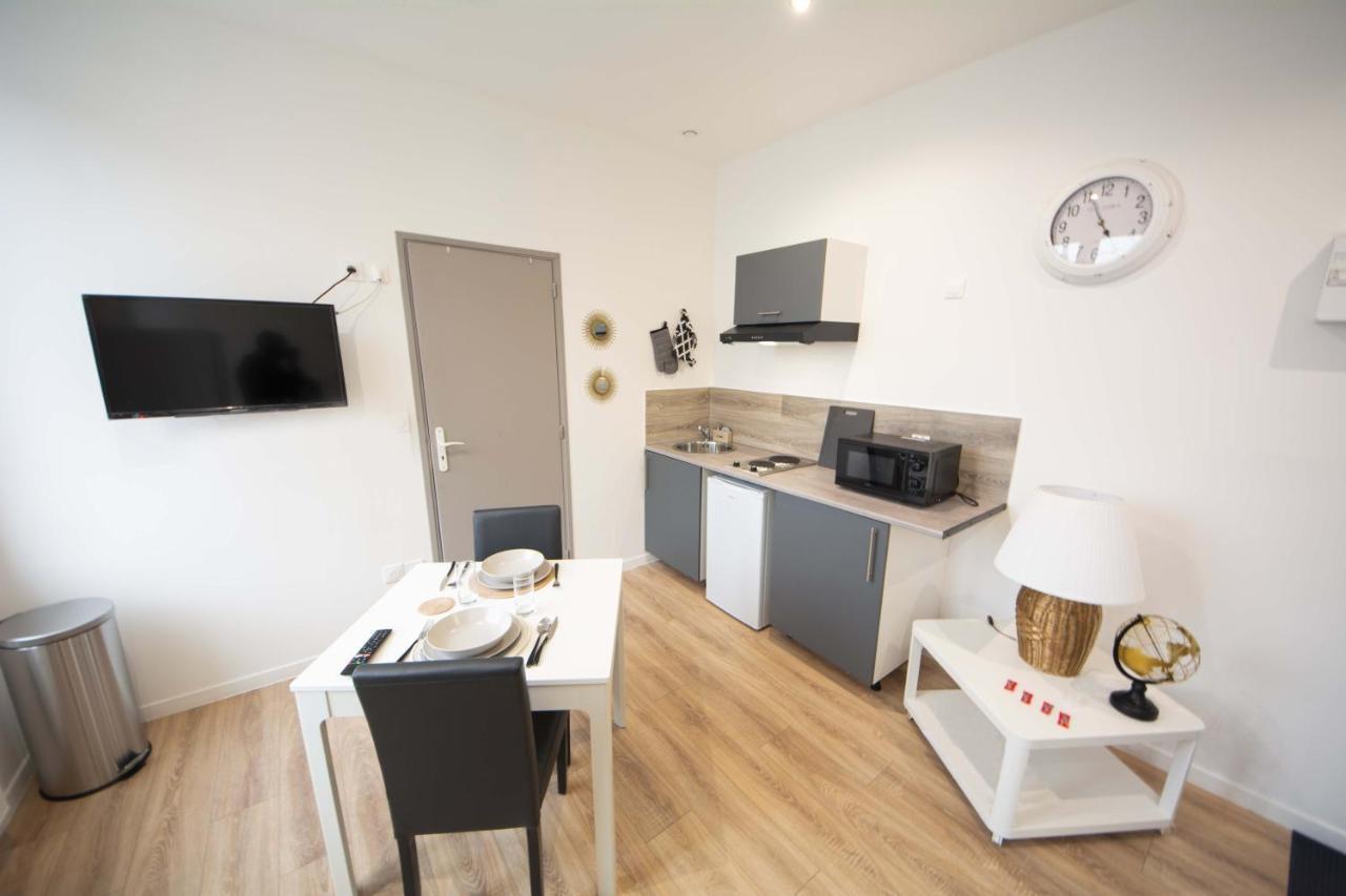 Mahora - Charmant Studio Home Staging Au Centre-Ville Saint-Quentin  Exterior foto